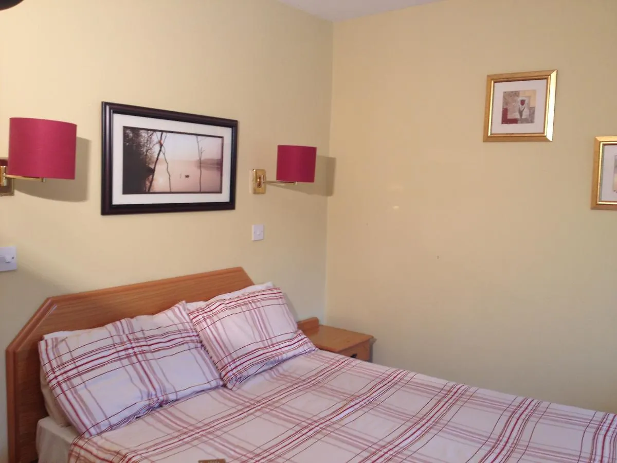 Bed and Breakfast Glenmore House Swords Nocleg ze śniadaniem
